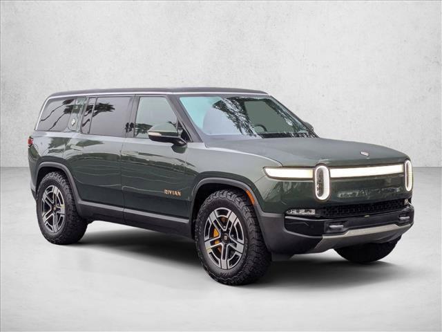 Rivian R1S 2022