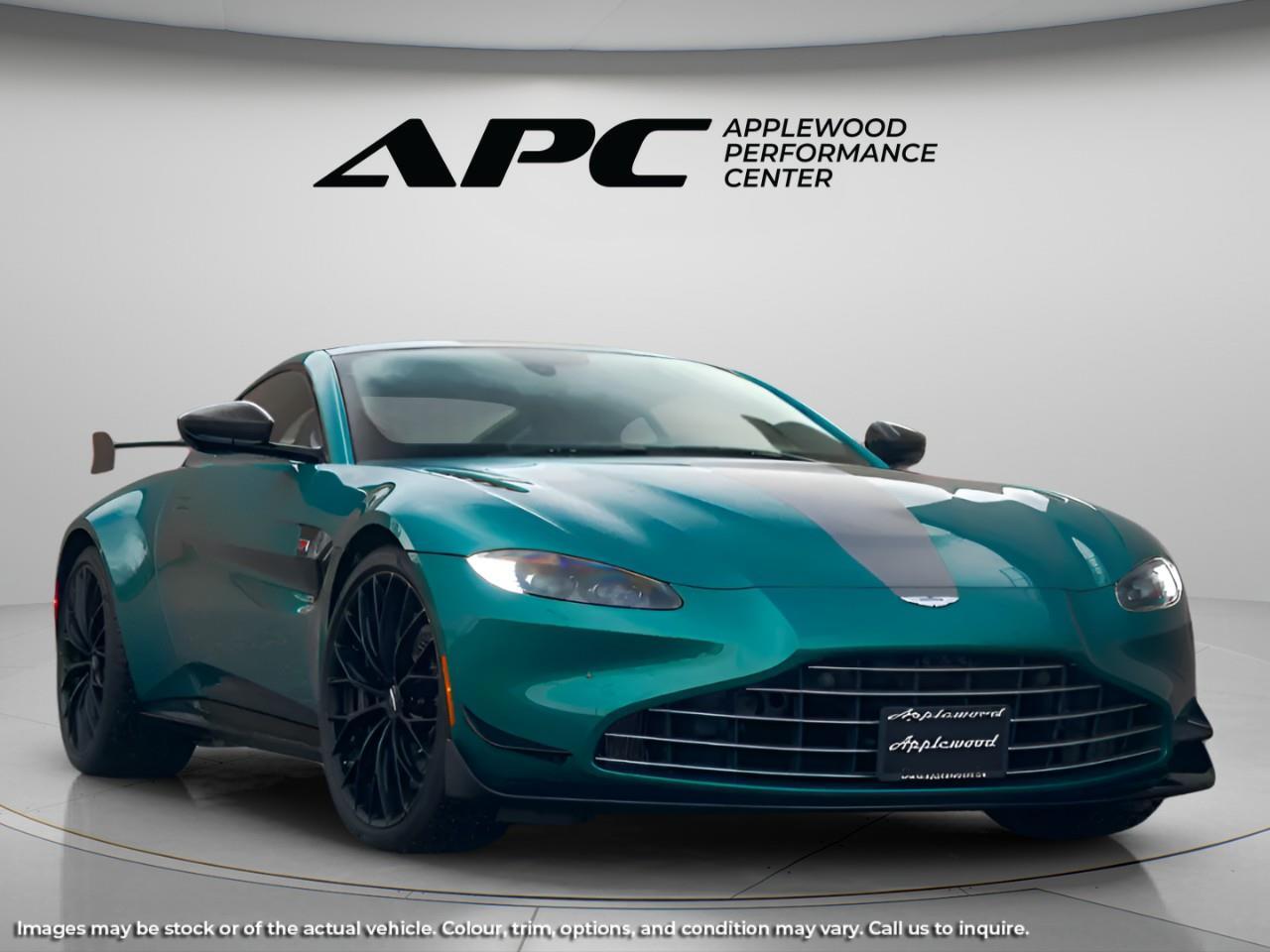 Aston Martin V12 Vantage 2022