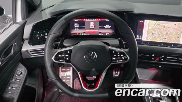 Volkswagen Golf 2023