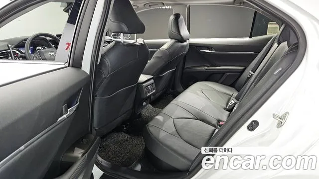 Toyota Camry 2024