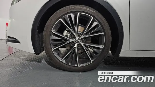 Toyota Prius 2025