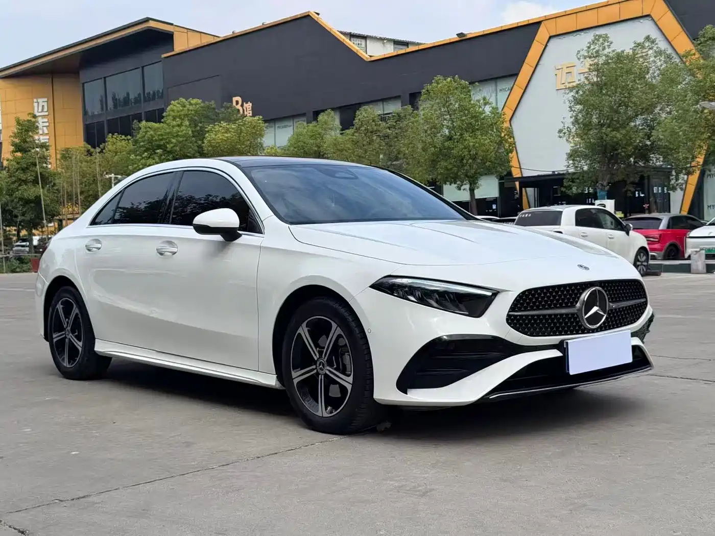 Mercedes-Benz A-Класс 2024