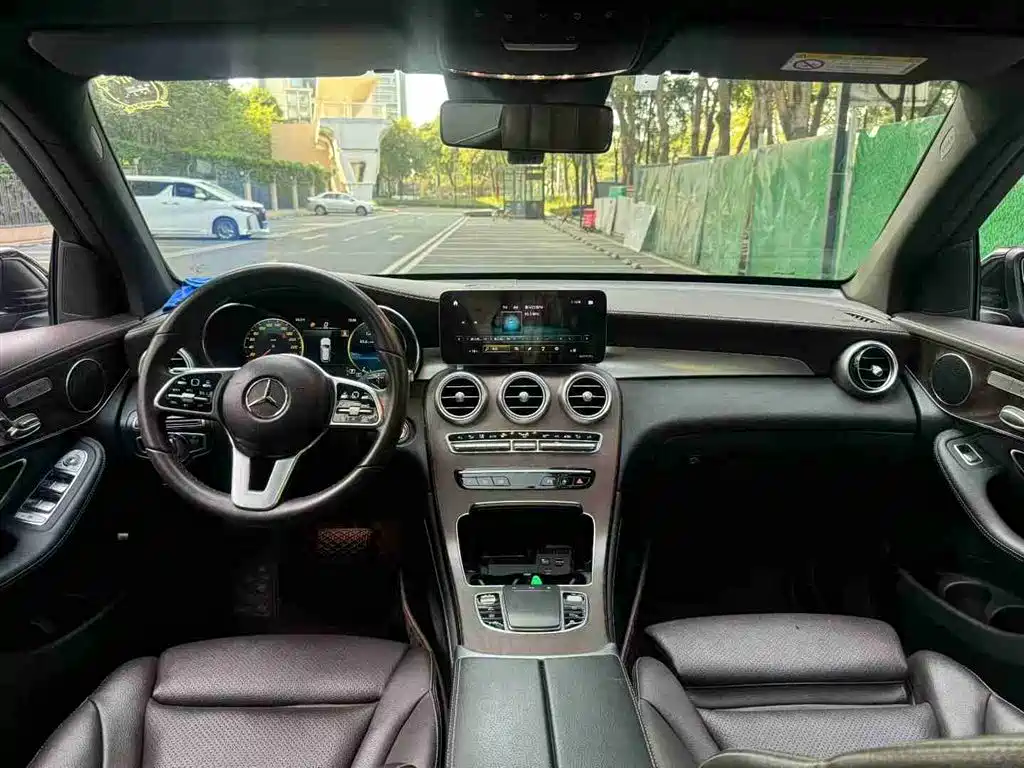 Mercedes-Benz GLC 2020