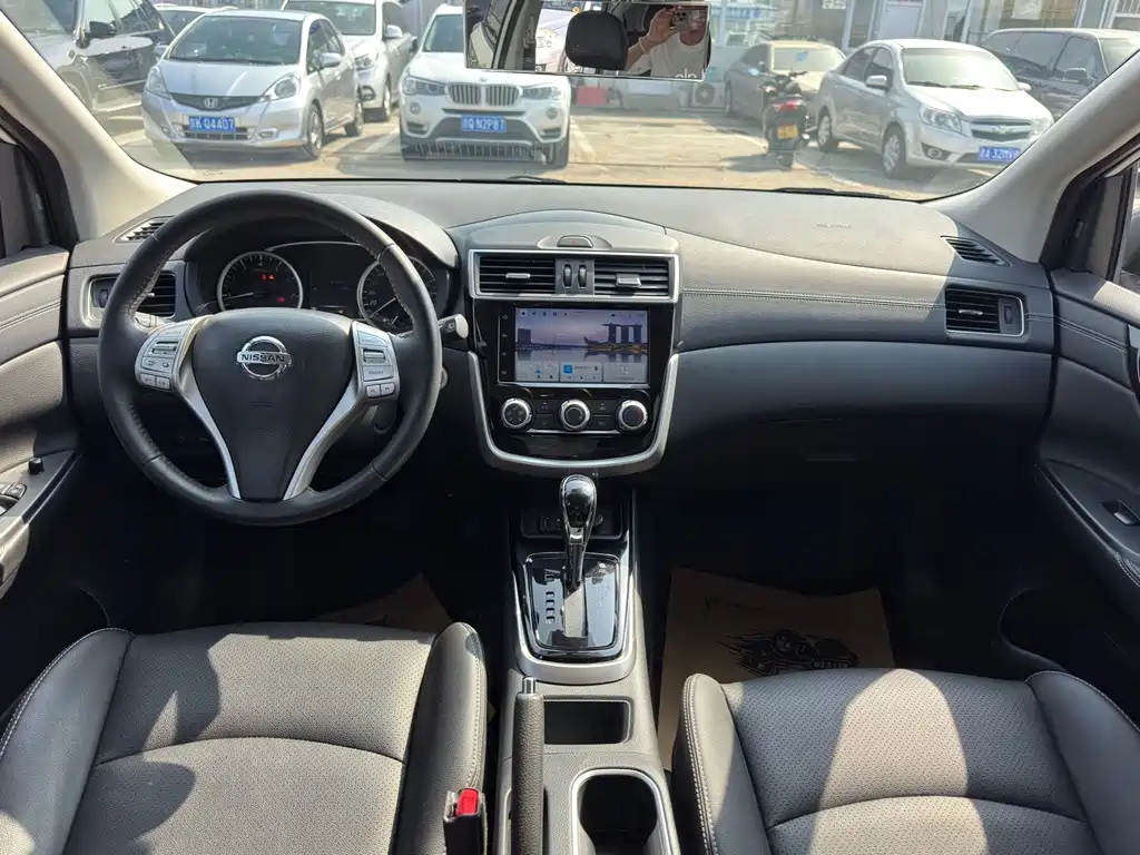 Nissan Tiida 2021