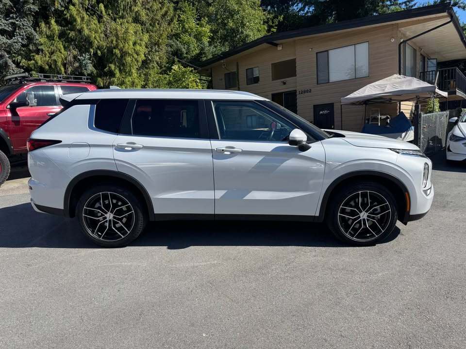 Mitsubishi Outlander 2022