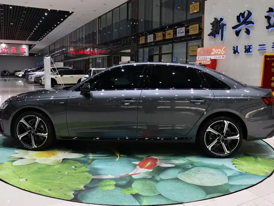 Audi A4 2024