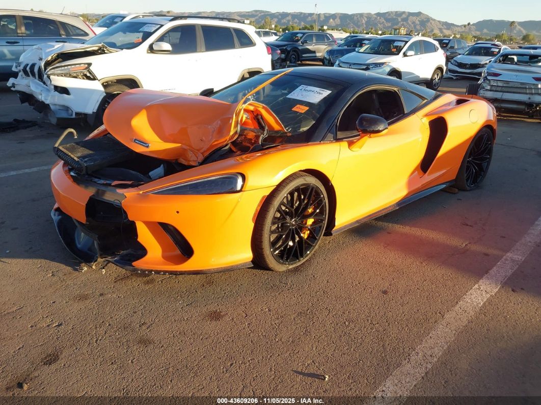 McLaren GT 2023