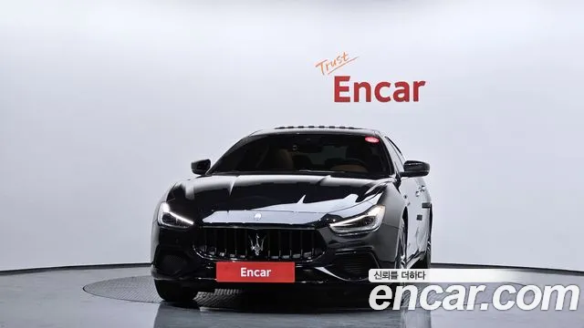 Maserati Ghibli 2022