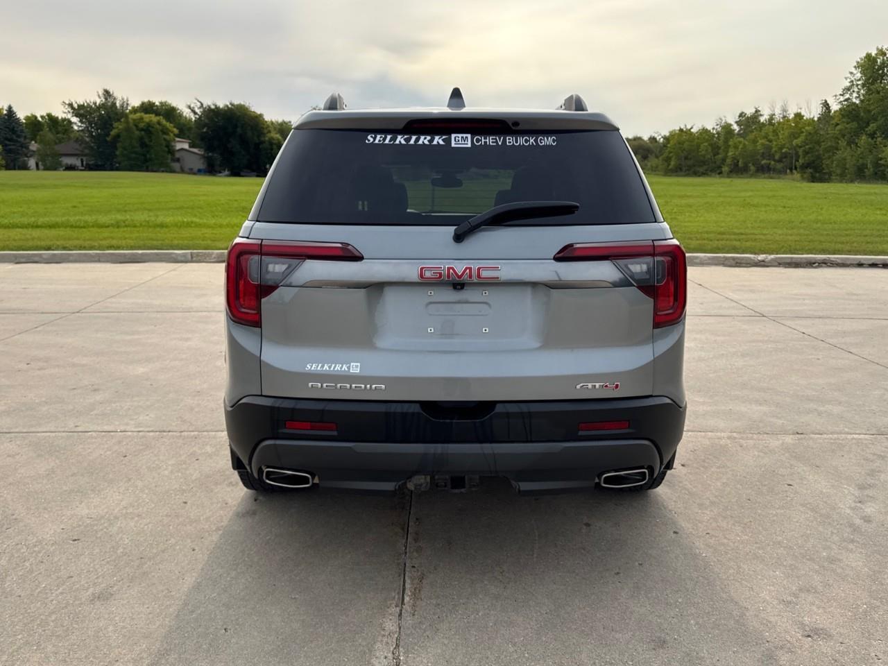 GMC Acadia 2023