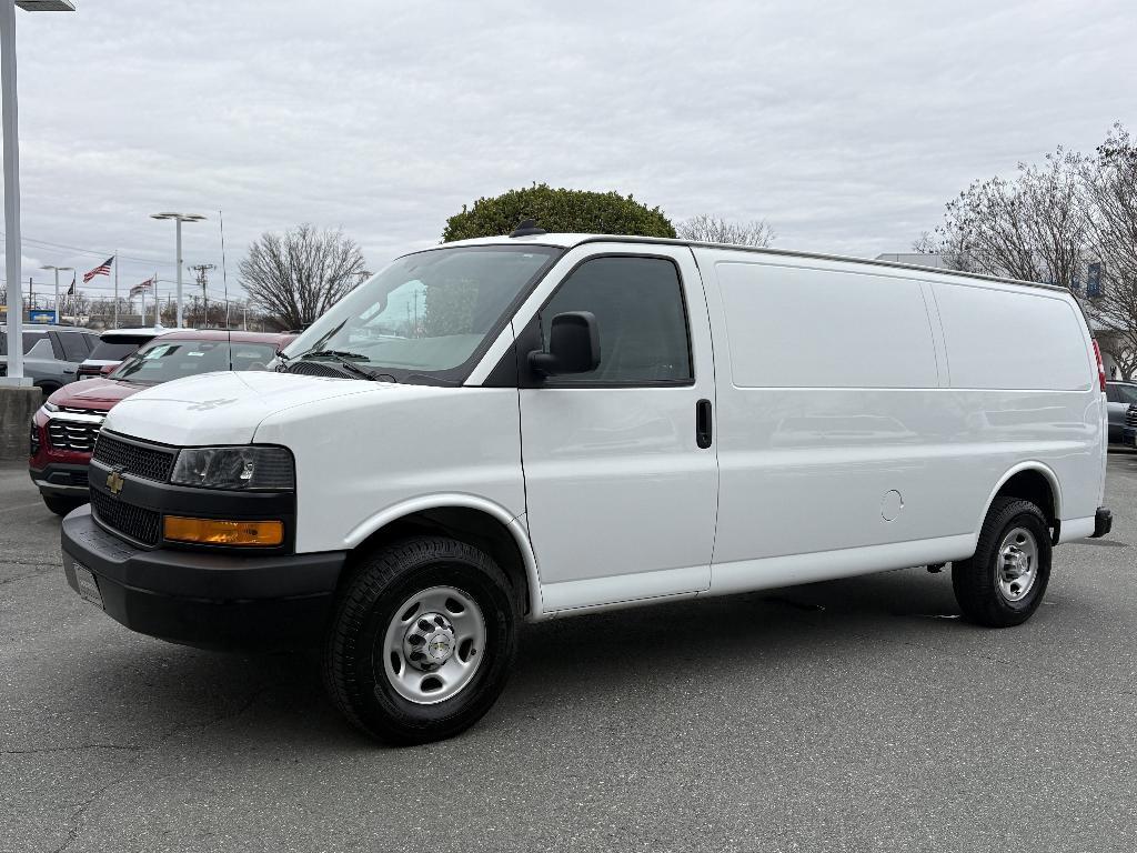 Chevrolet Express 2023