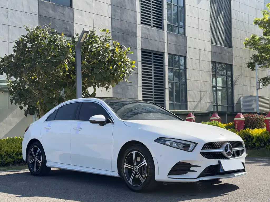 Mercedes-Benz A-Класс 2023