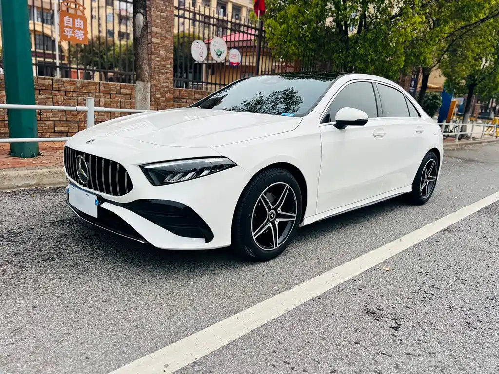 Mercedes-Benz A-Класс 2023