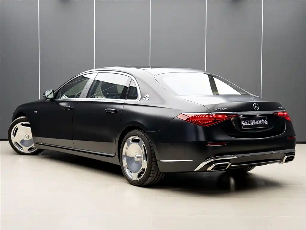 Mercedes-Benz Maybach S-Класс 2022