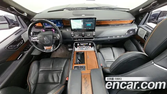Lincoln Navigator 2023