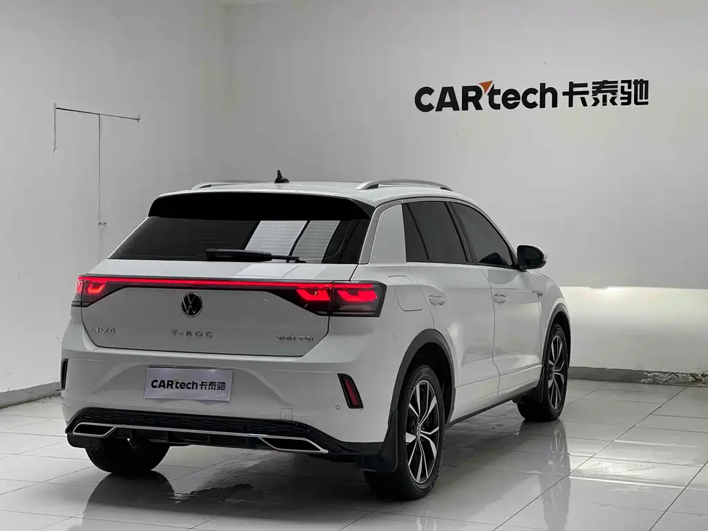 Volkswagen T-Roc 2024