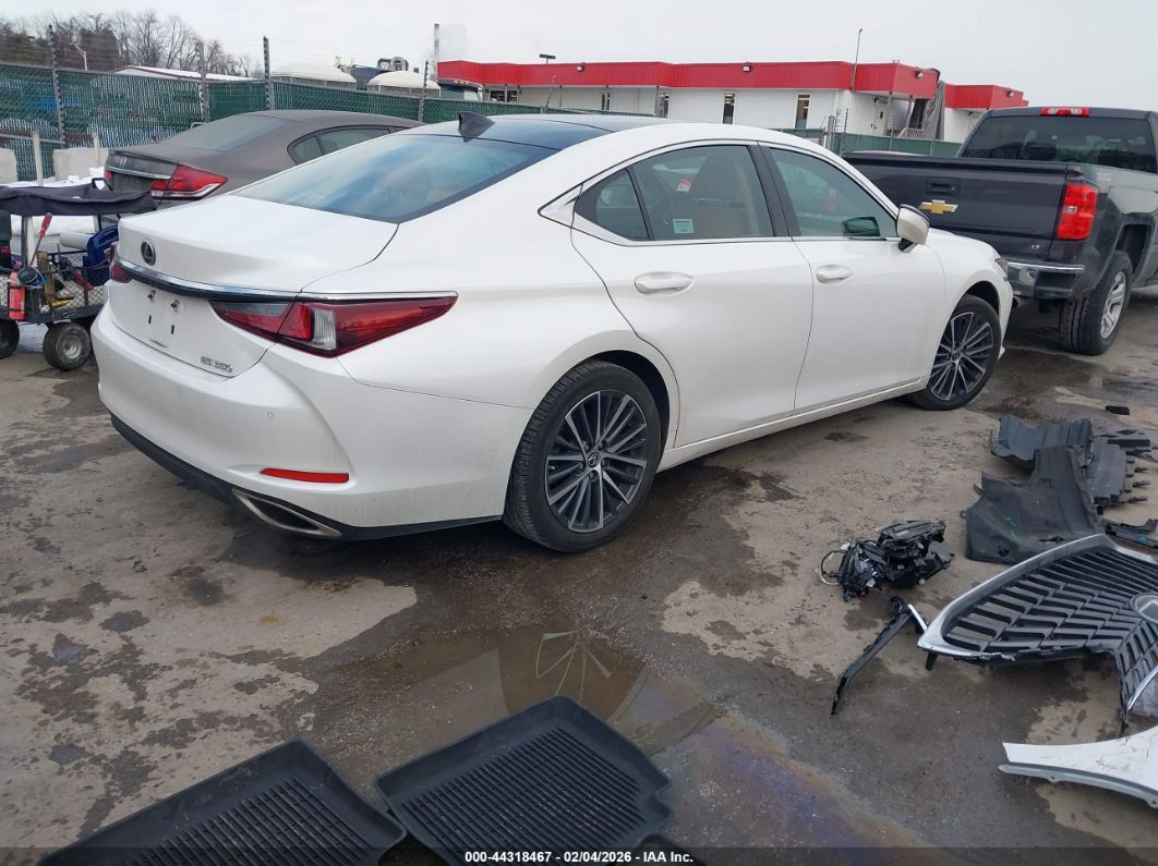 Lexus ES 2023