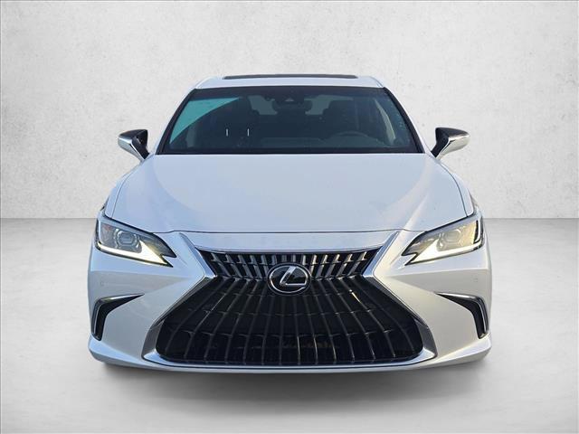 Lexus ES 2023