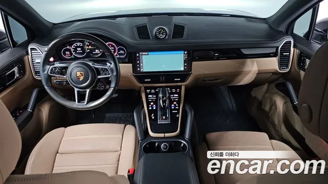 Porsche Cayenne 2022