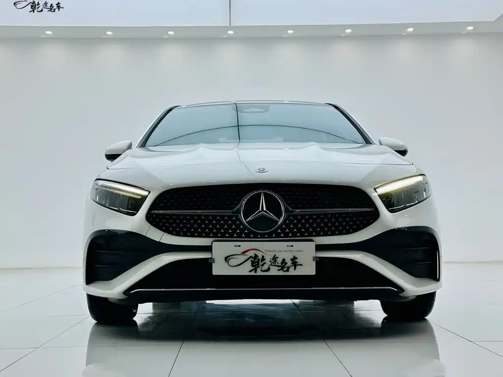 Mercedes-Benz A-Класс 2024