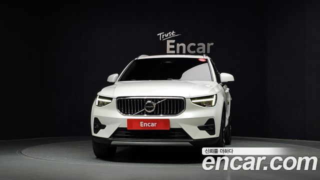 Volvo XC40 2023
