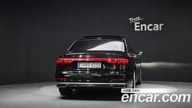 Audi A8 2021