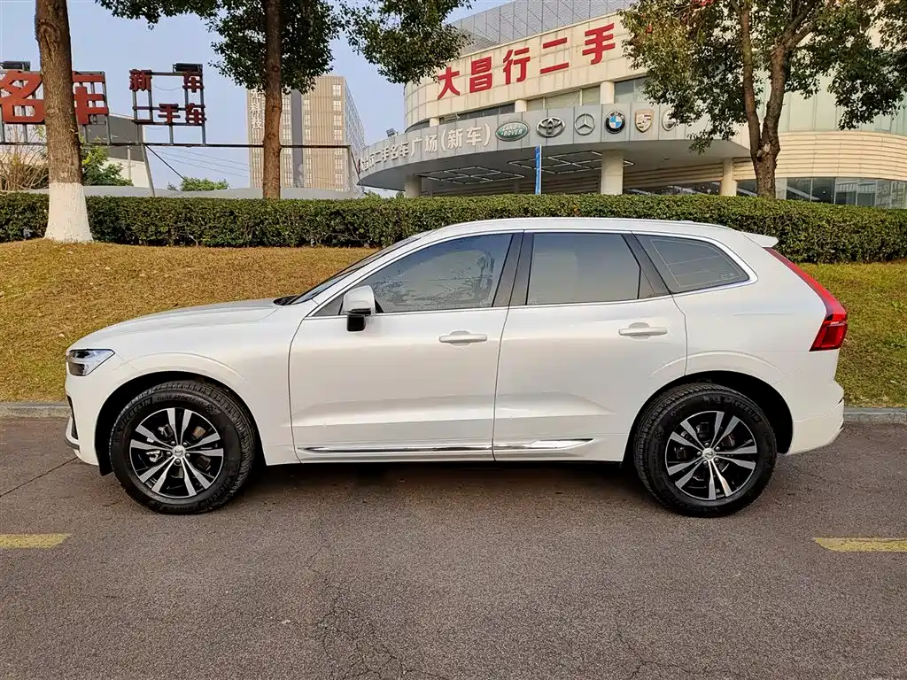 Volvo XC60 2024