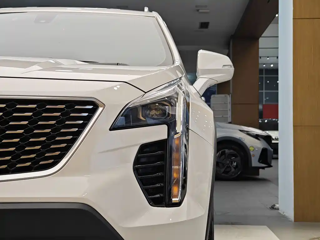 Cadillac XT4 2021