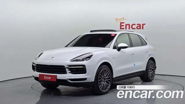 Porsche Cayenne 2021
