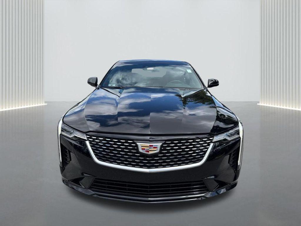Cadillac CT4 2024