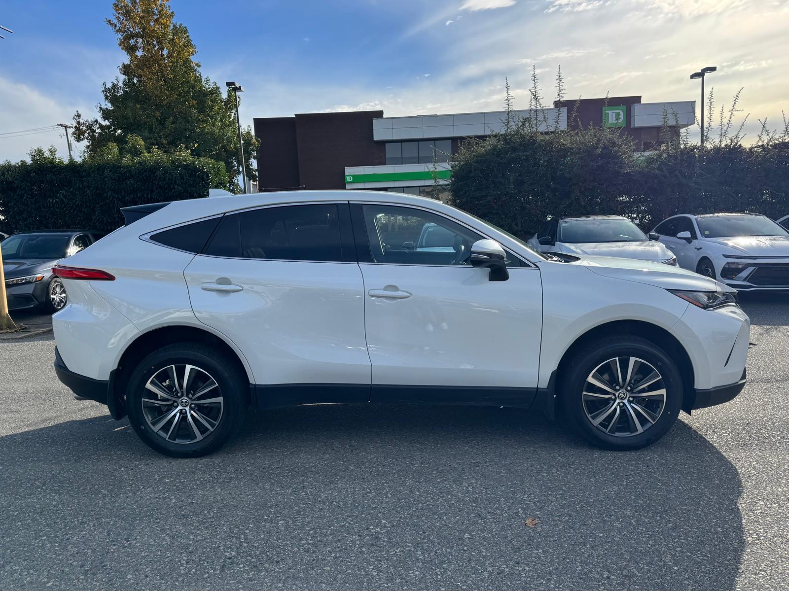 Toyota Venza 2024