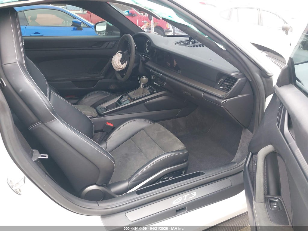 Porsche 911 2023