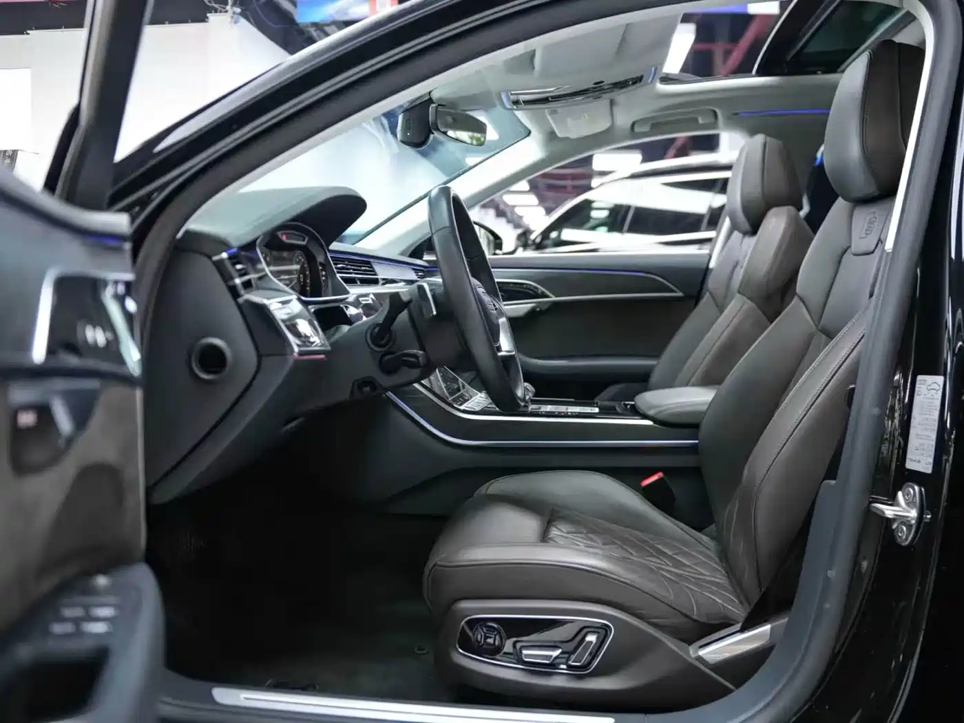 Audi A8 2021