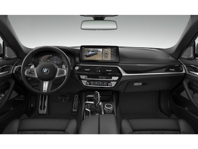 BMW M550 2023