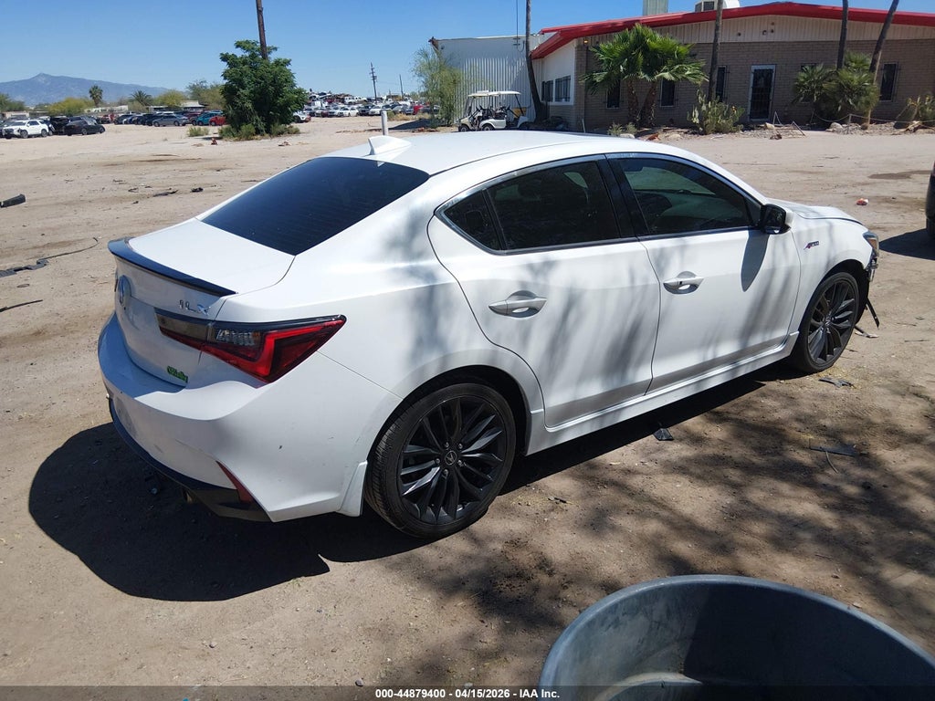 Acura ILX 2022