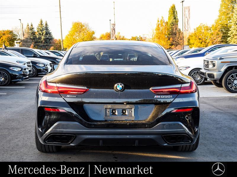 BMW 8 серии 2022