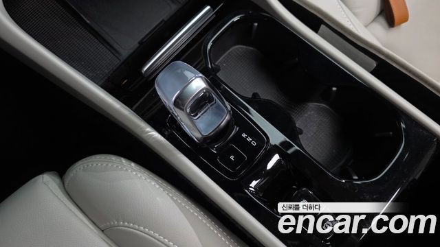 Volvo XC40 2024