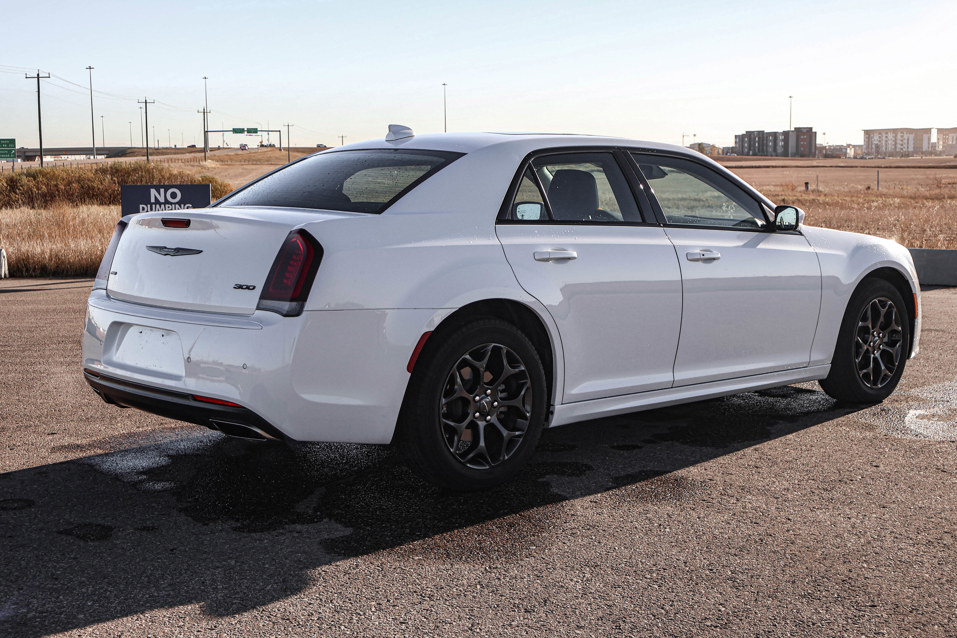 Chrysler 300 2023