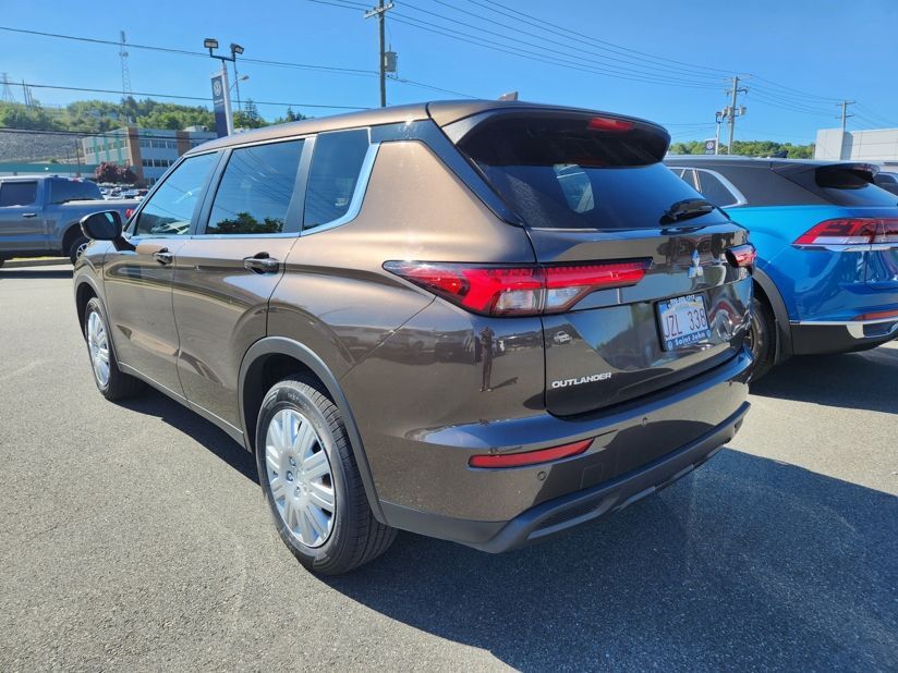 Mitsubishi Outlander 2022