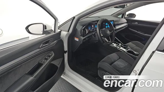 Volkswagen Golf 2024