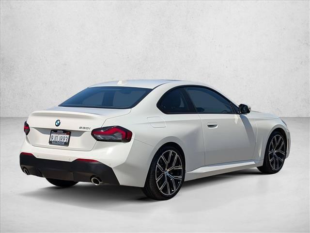 BMW 230 2023