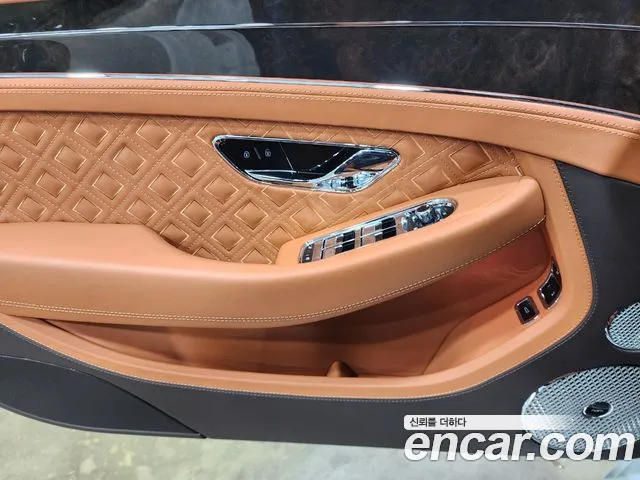 Bentley Continental 2022