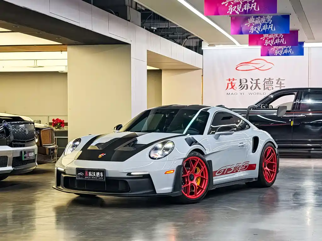 Porsche 911 2024
