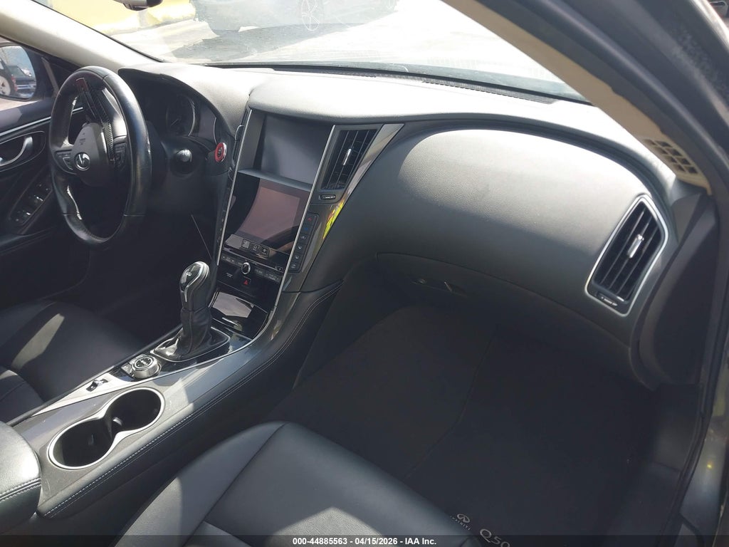Infiniti Q50 2021