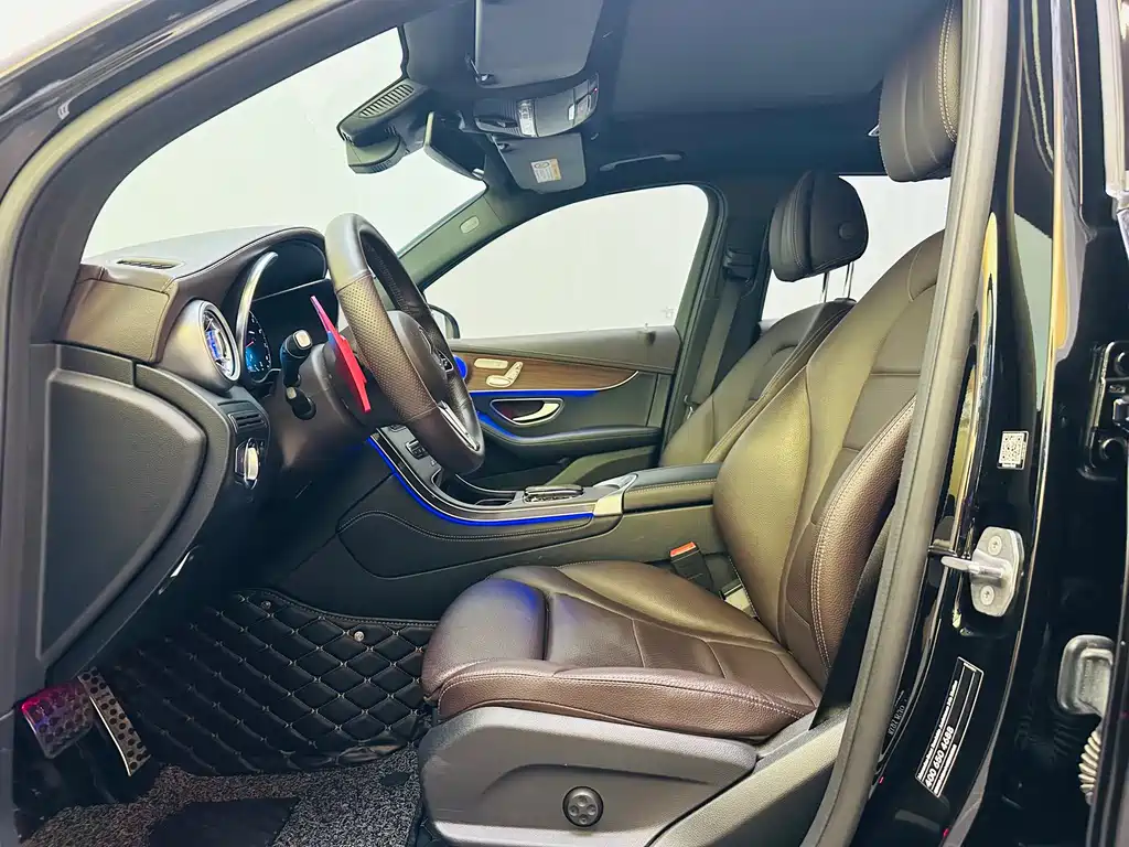 Mercedes-Benz GLC 2021