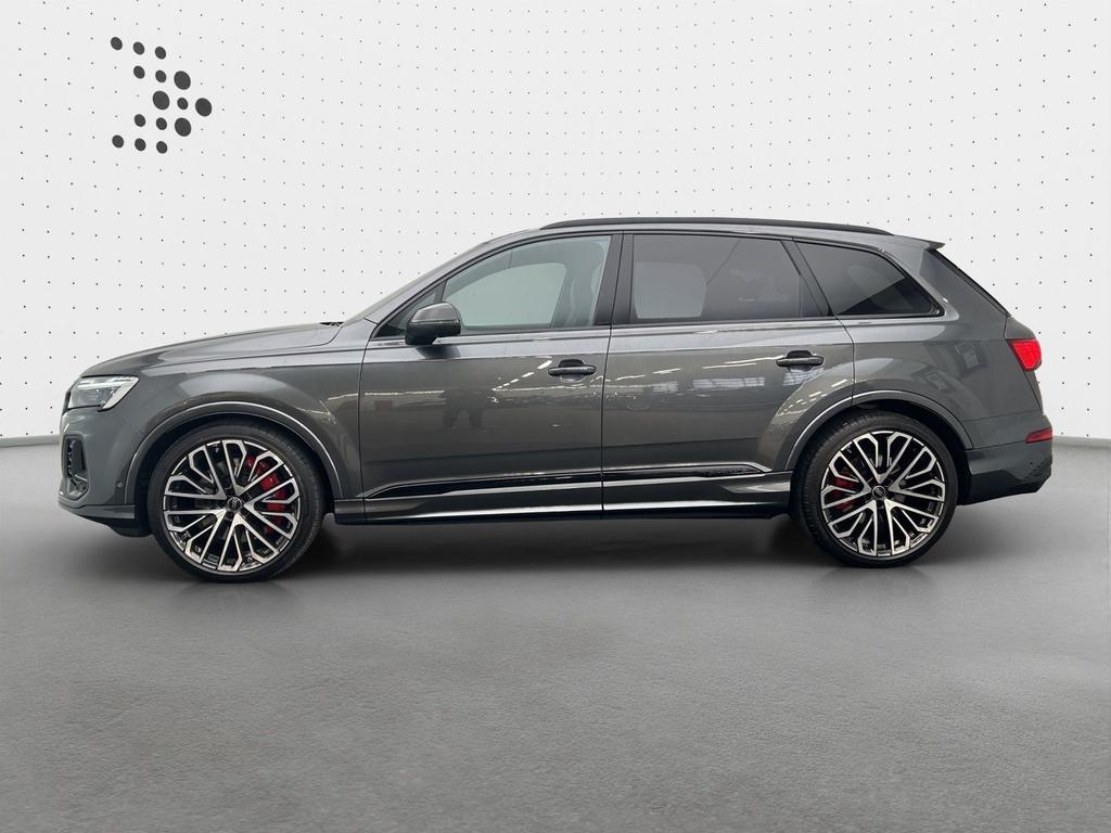 Audi SQ7 2025