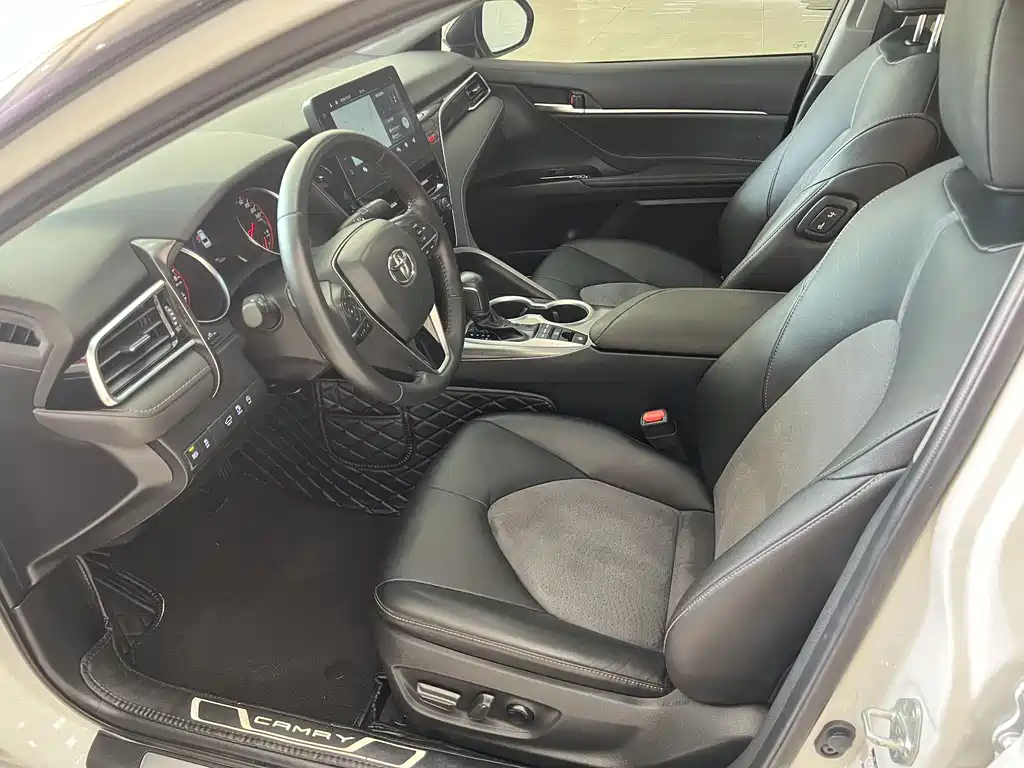Toyota Camry 2024