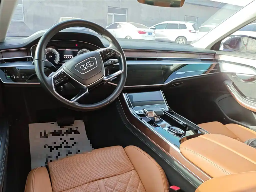 Audi A8 2022