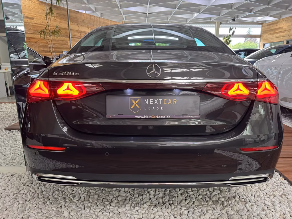 Mercedes-Benz E 300 2024