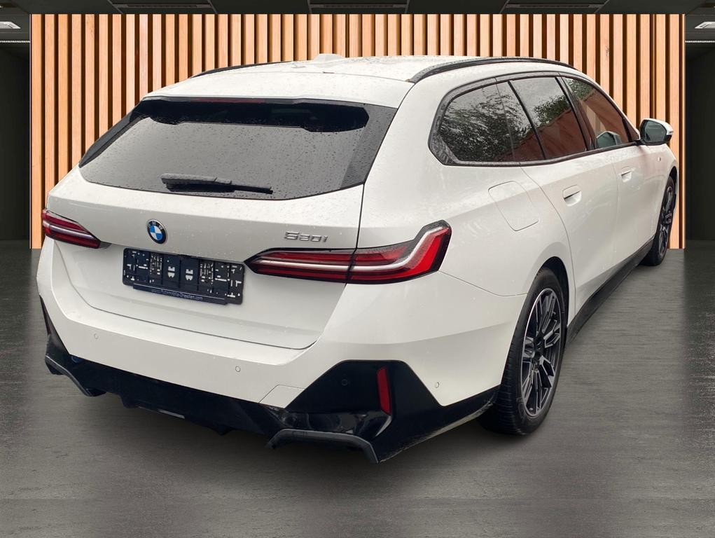 BMW 520 2024