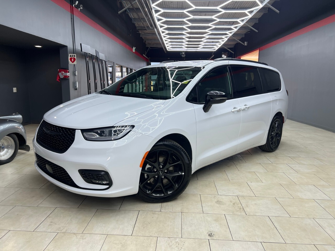 Chrysler Pacifica 2024